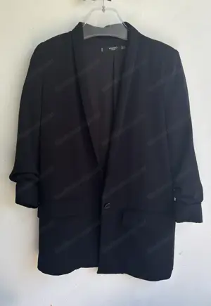 Schwarzer Damen Blazer von Mango