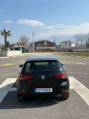 VW Golf 7 Highline Bild 2