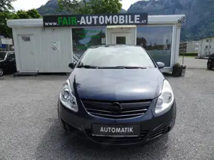 AUTOMATiK  Wenig Kilometer Opel Corsa 1,2 !! 4 ZYLiNDER !! Bild 2
