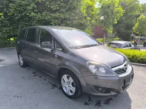 Opel Zafira Automatik 7 Sitzer Bild 5