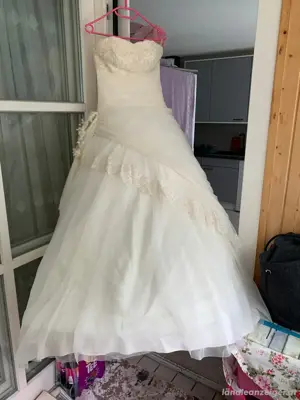 Hochzeitskleid