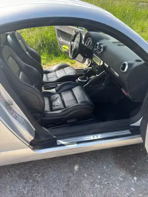 Audi TT 8N Bild 7