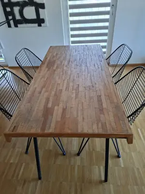 Esstisch mit 4 Stühlen  Bild 2