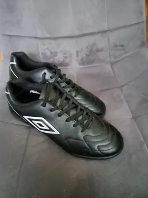 Fussballschuhe für kunstrasen