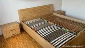 Ganzes Schlafzimmer aus Holz!!