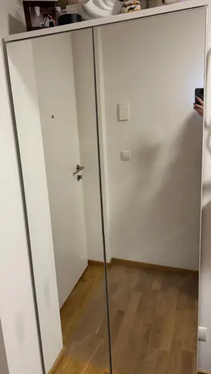 Schuhschrank mit Spiegeltüren Bild 2