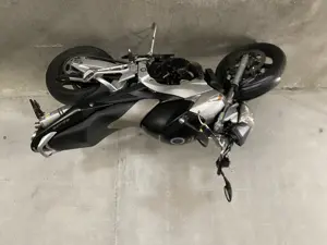 Suzuki GSR 600A Naked Bike