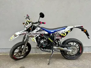 Kleinmotorrad Moped Rieju MRT50