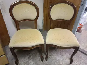 Tisch und 4 Stühle Bild 3