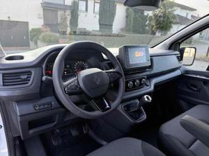 Renault Trafic Bild 8