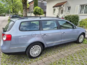 sehr gepflegter VW Passat Kombi 1.9 TDI BlueMotion Bild 8