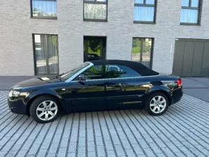 Audi A4 Cabriolet 2.0 TDI S line