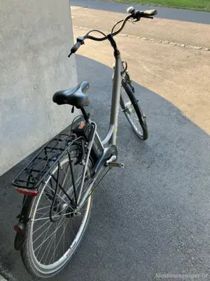 Fahrrad E-bike city Bild 4