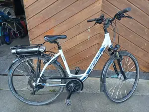 Div.Fahrräder  fahrbereit auch zugestellt ! Bild 2