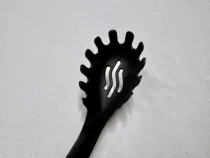 Nudelgabel Nudelschöpfer Spaghettilöffel Pastalöffel Nudellöffel Nudelkelle Bild 3