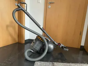 Dyson DC 37