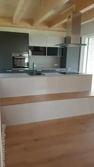 2 Zimmerwohnung teilmöbliert 