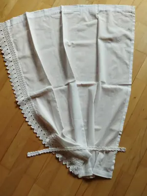 Vorhang handgehäkelt 