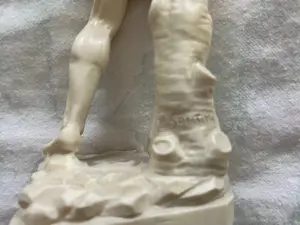 Davidfigur aus Kunststein Bild 3