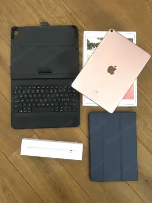 iPad Pro (2017) 64gb inklusive Apple Pencil und viel Zubehör Bild 2