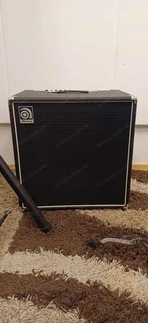 Ampeg BA115 HP Bass-Combo Bass Amp Verstärker