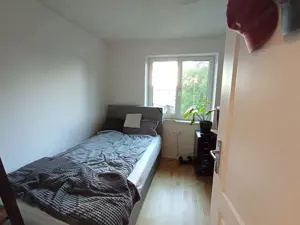 Unmöbliertes Zimmer in heller 3er WG ab Juli Bild 8