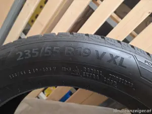 Barum Winterreifen 235 55 R19 105V