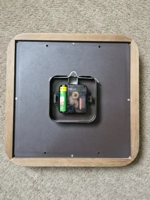 analoge Wanduhr  Bild 2