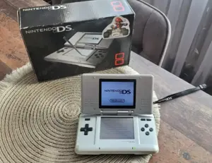 Nintendo DS (1.Generation) Spielkonsole - im OVP - Model No. NTR-001