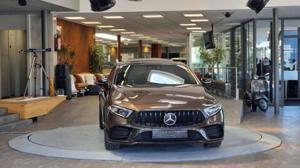 Mercedes-Benz Ls 400 Bild 2