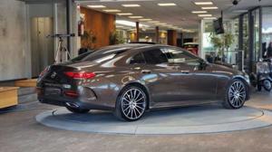 Mercedes-Benz Ls 400 Bild 12