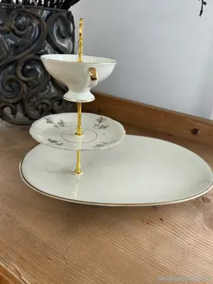 Etagere von Zeh Scherzer Bavaria Porzellan