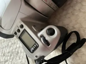 Canon EOS 300 Spiegelreflexkamera mit Zubehör Bild 3