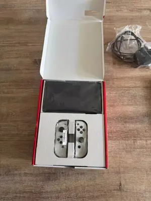 Nintendo Switch OLED Bild 6