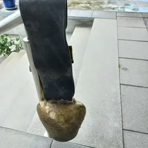 Kuhglocken mit Lederriemen Bild 2
