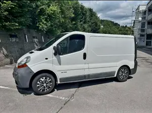 Renault Trafic 100 DCI  Camping Bus  Bild 3