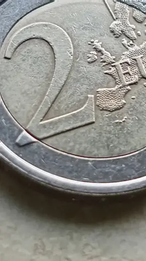 2  euro  2023 j Elbphilharmonie hamburg deutschland  Bild 2