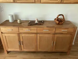 Sideboard & Vitrine Bild 3