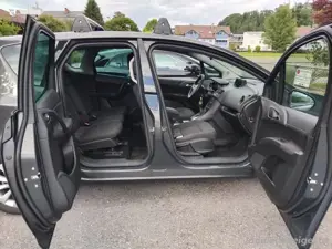 Opel Meriva 1.4 T benziner Bild 4