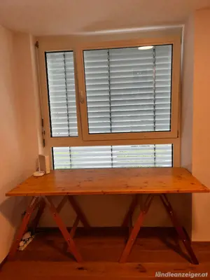 Schreibtisch, Arbeitstisch
