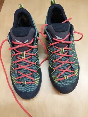 Wanderschuh Trekkingschuh von Salewa  Bild 3