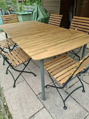 Gartentisch 