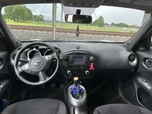 Nissan juke 2010 Bild 11