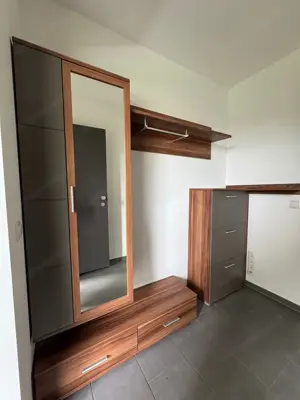 Garderobe zu verschenken  Bild 4