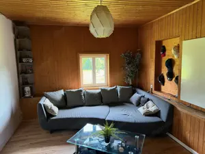  Charmante 2-Zimmer-Altbauwohnung mit eigenem Eingang und 1.000 m  Garten Bild 3