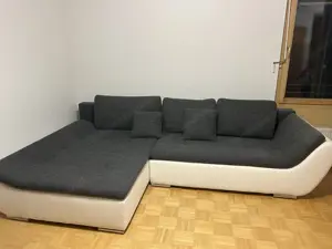 Sofa mit chaiselongue
