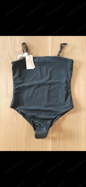 Badeanzug schwarz L