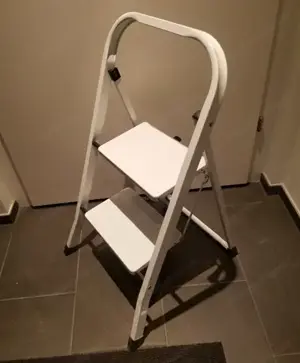 Tritt für die Wohnung Bild 3