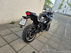 Elektro Motorrad 125 Bild 4