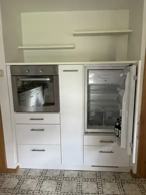 Neuwertige Einbauküche mit Geräten   Günstig abzugeben! Bild 4